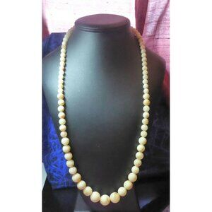 Vintage Marbled Plastic Necklace 30" Long Graduated Beads
